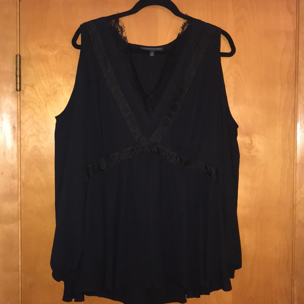 LB cold shoulder blouse with lace detail